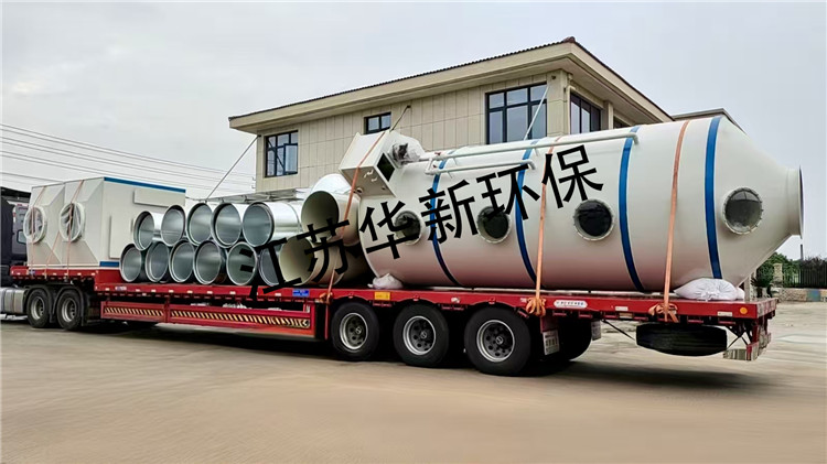 工廠裝車發（fā）貨照片