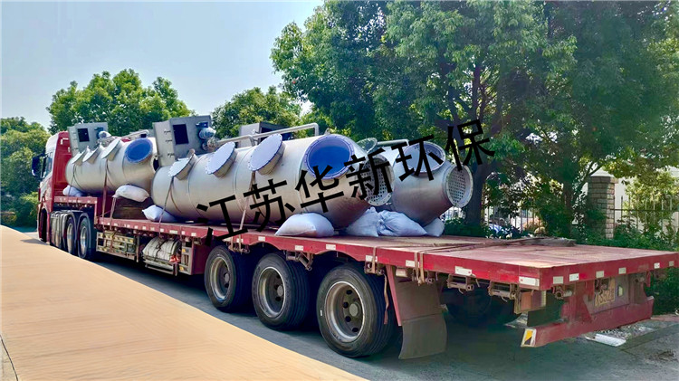 工廠裝車發貨照片