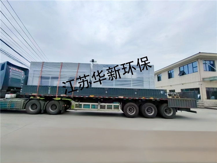 工廠裝車發貨照片